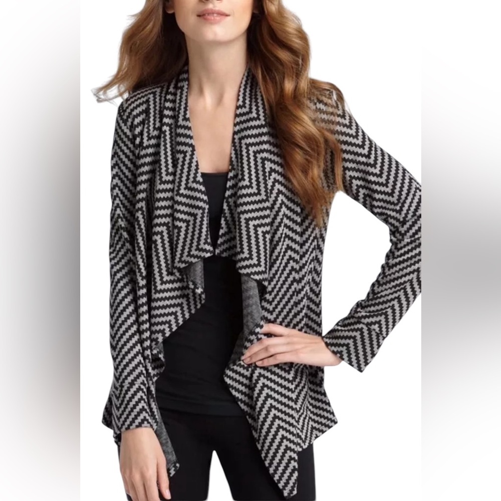 TRINA TURK GILLESPIE ZIG ZAG CHEVRON BLACK GRAY SWEATER JACKET 2